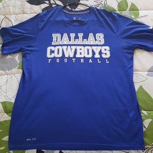 Dallas Cowboys Nike dri fit t-shirt. Size Large
